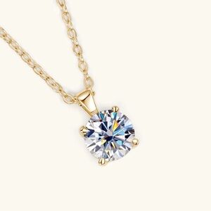 Moissanite Necklace New